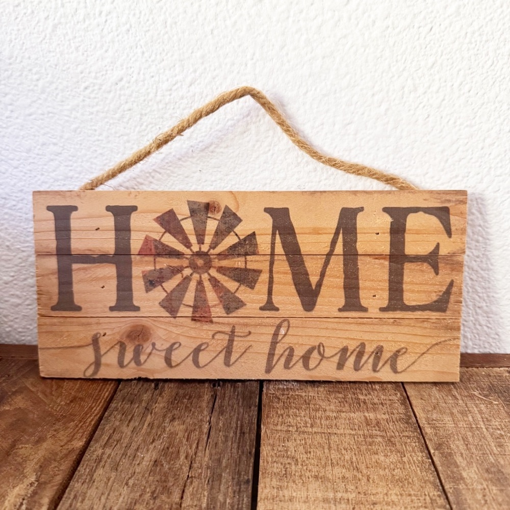P. Graham Dunn Home Sweet Home Wooden Sign Farmhouse Rustic Cozy Inviting NEW